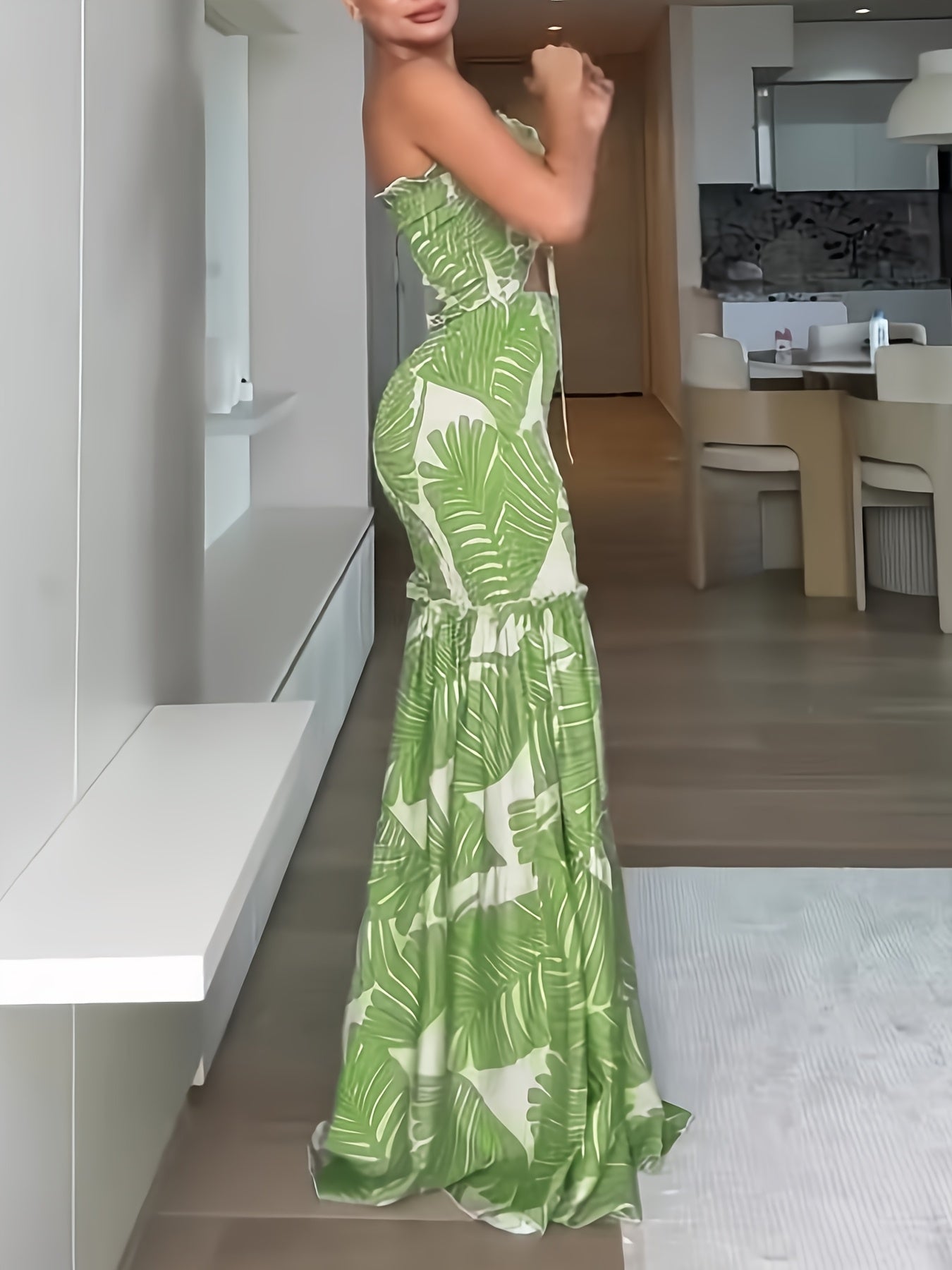 Sarni Monstera Dress - The Leafy Branch
