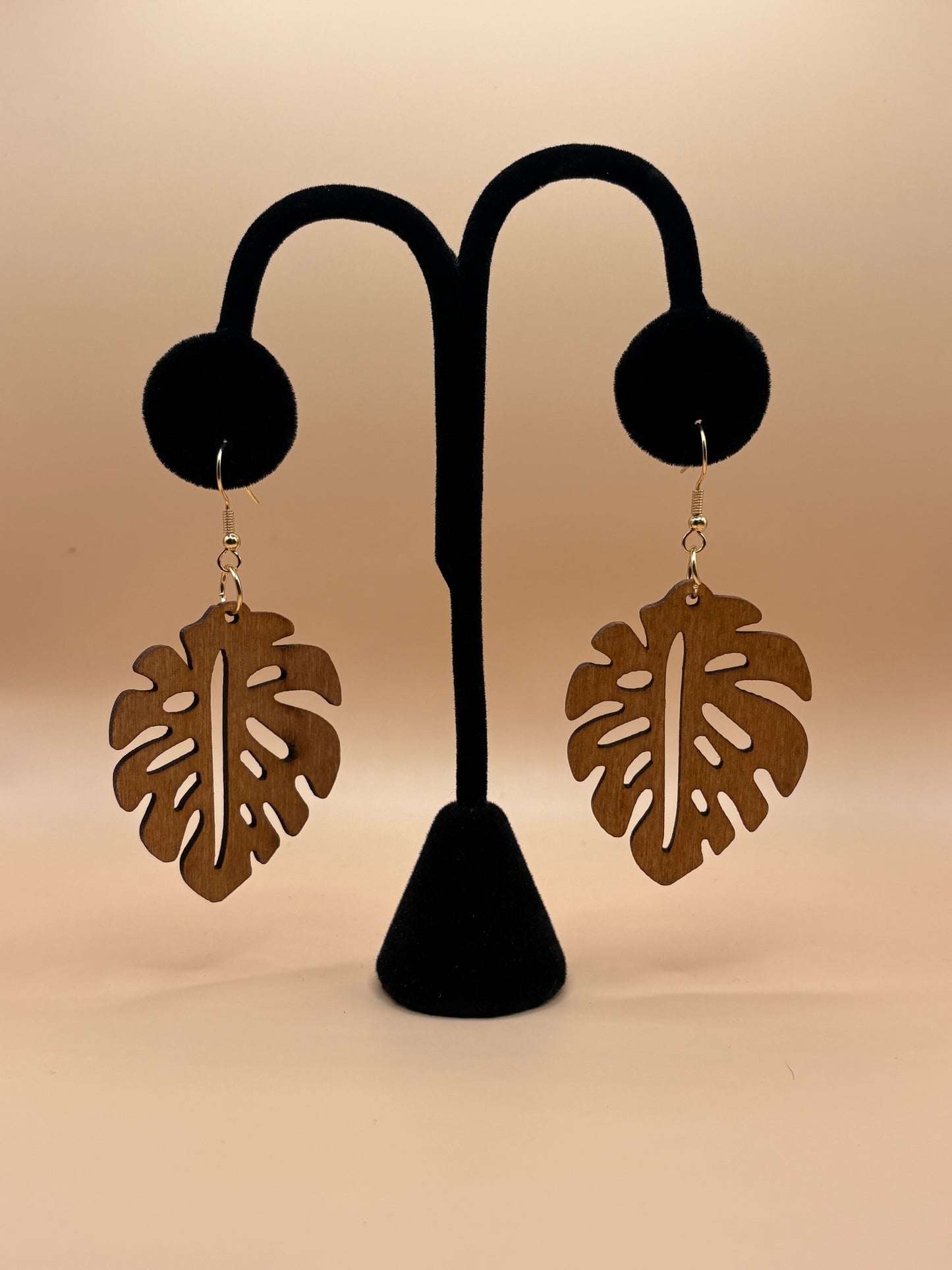 Monstera Wood Earrings- Brown