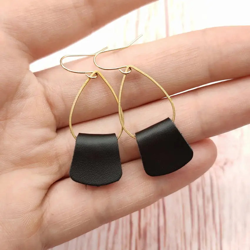 Sari Leather Earrings - The Leafy Branch