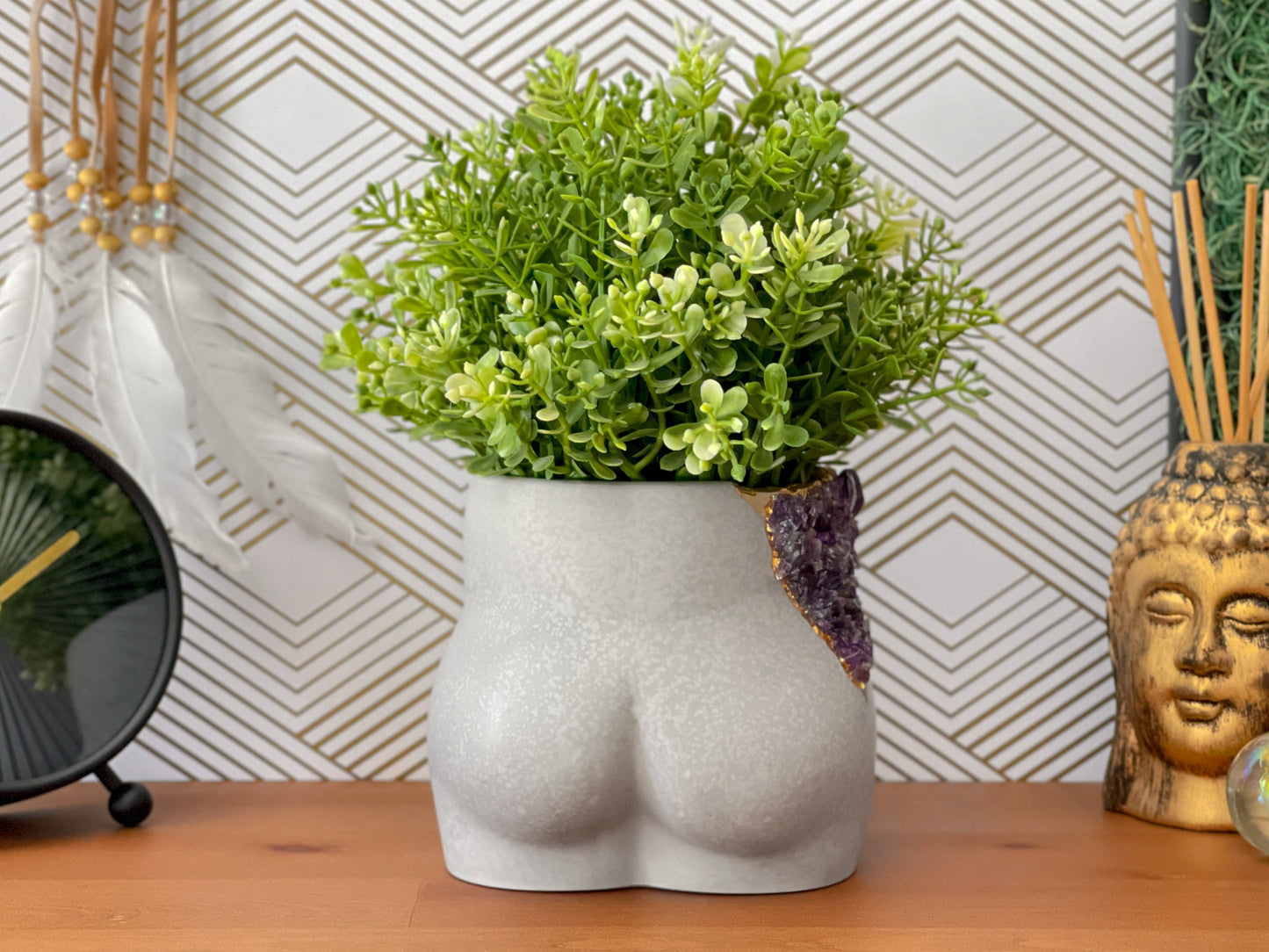 Amethyst Butt Planter - The Leafy Branch