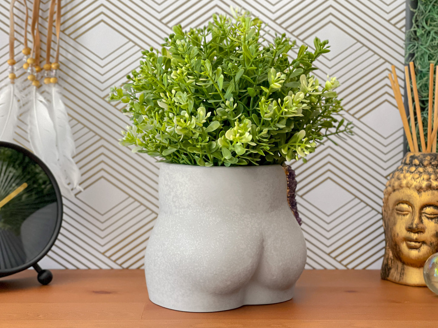 Amethyst Butt Planter - The Leafy Branch