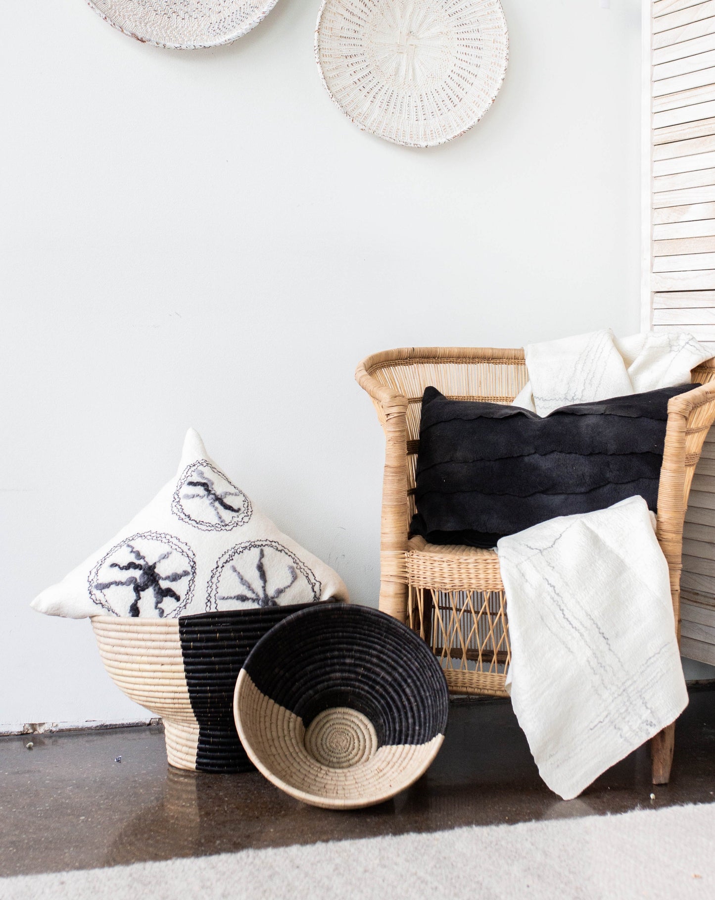 Pedestal Black and Natural Basket Bowl - The Leafy Branch