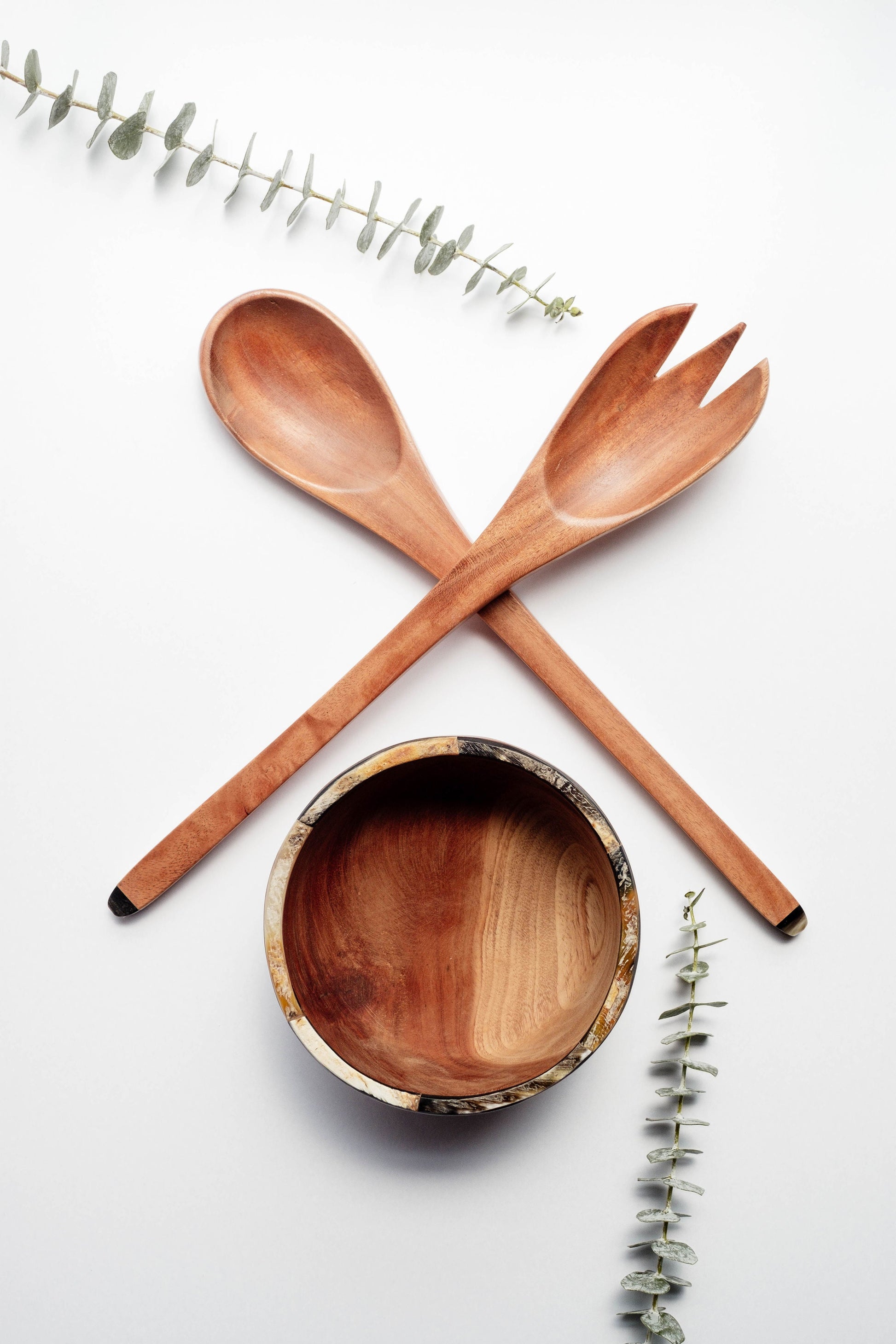 Wooden Bowl with Horn Rim - The Leafy Branch